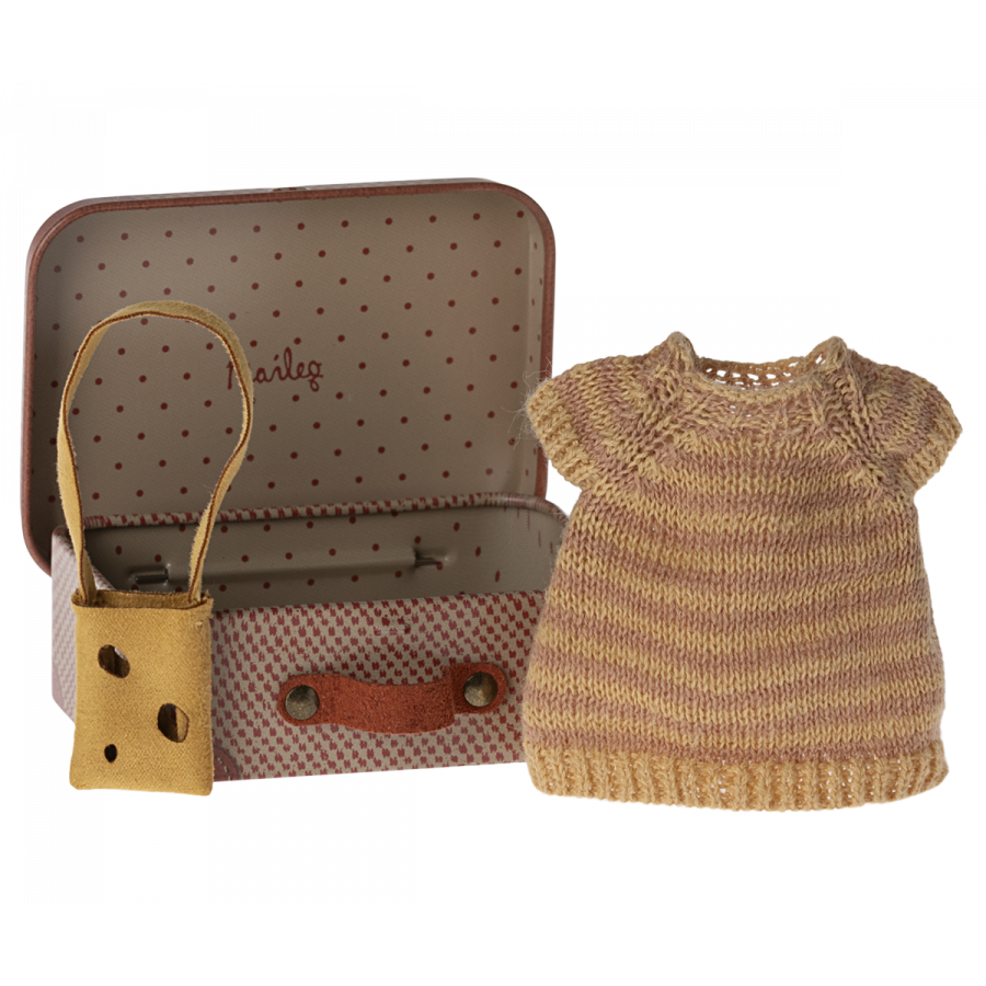 PREORDER Maileg Mouse Big Sister Clothes in Suitcase '24 (Ships Mid April)