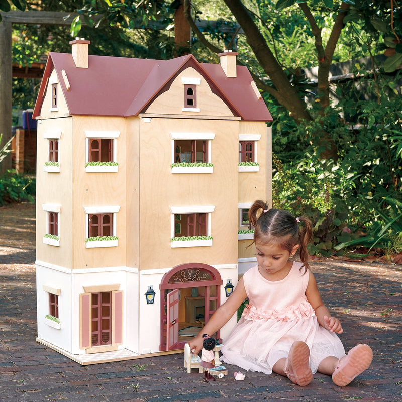 Fantail Hall Wooden Doll House