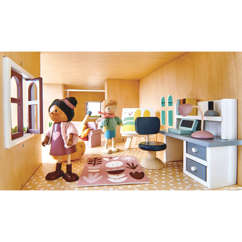 Fantail Hall Wooden Doll House