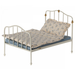 Maileg Bed, Mouse - Off White - Happy Monkey Shop