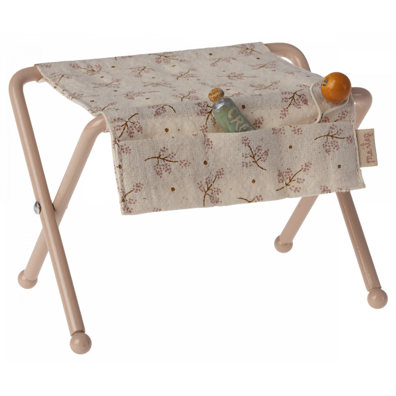 Maileg Nursery Table, Baby Mouse- Rose