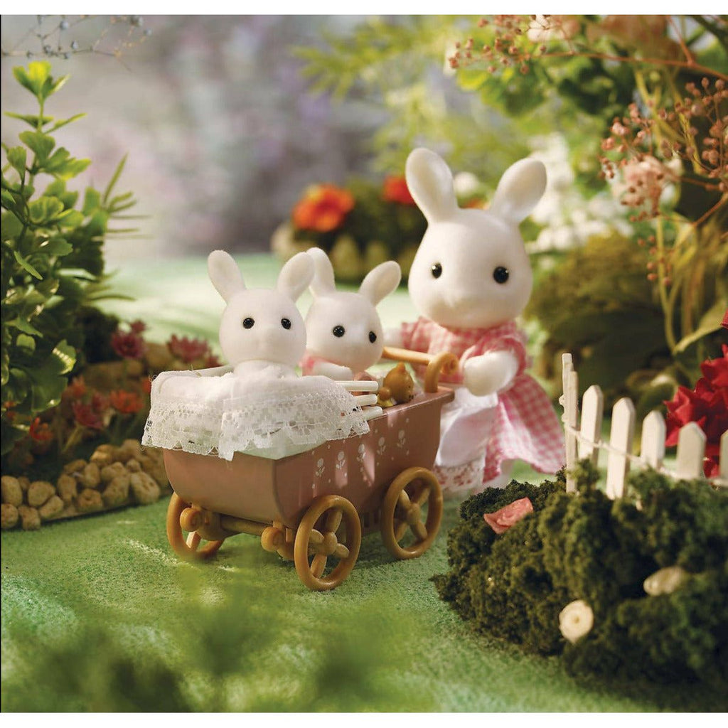 Calico Critters Connor & Kerri's Carriage Ride Happy Monkey Baby & Kids