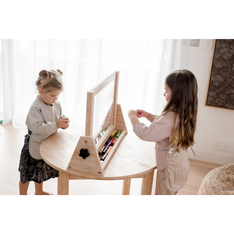 4-1 Table Wooden Easel
