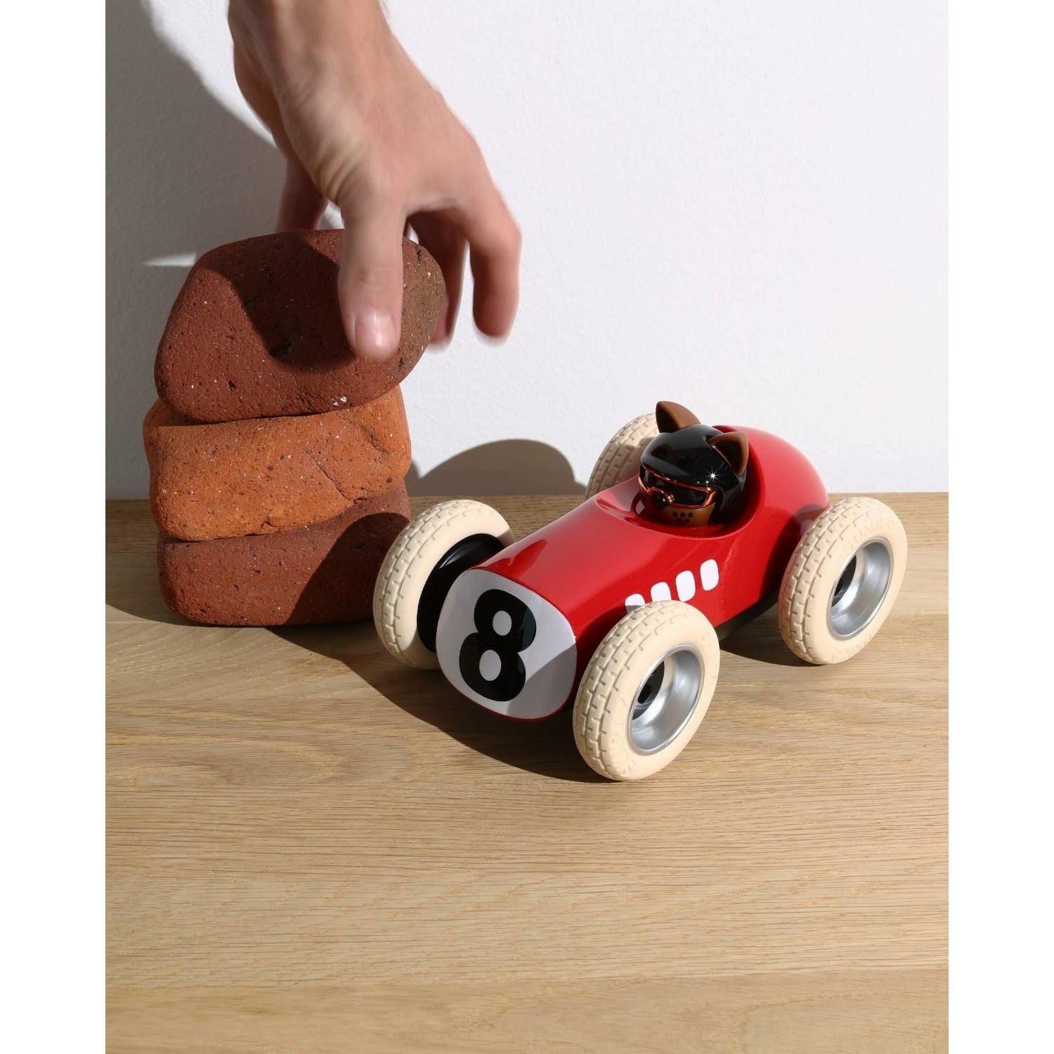 Playforever | Race Car Toy - Egg Roadster - Hardy Red | Happy