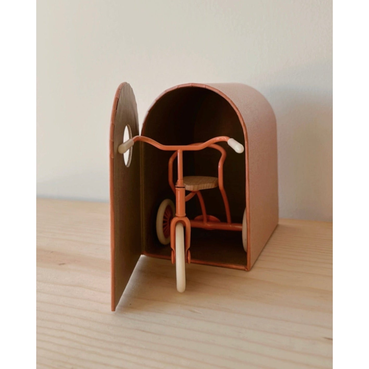 Maileg Tricycle for Mouse with Abri à Tricycle - Coral (without mouse)